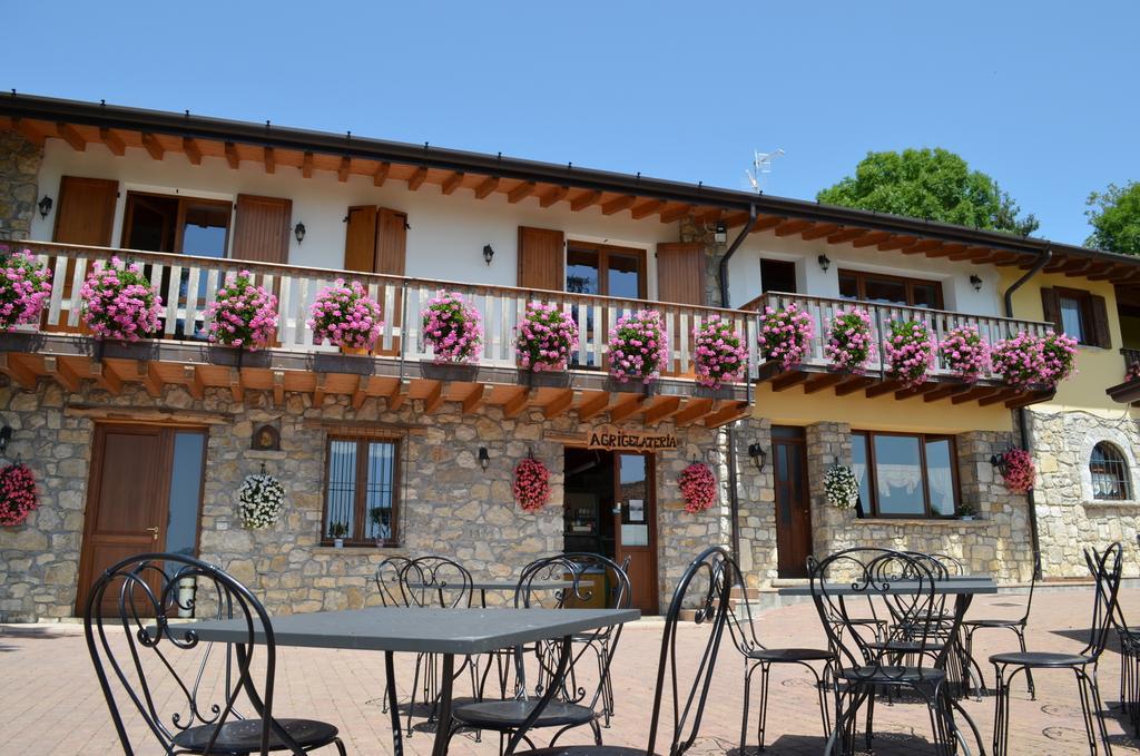 Agriturismo Dell'Altopiano Serle Екстер'єр фото